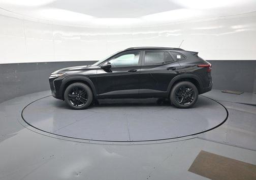 Mosaic Black Metallic 2026 Chevrolet Trax FWD ACTIV