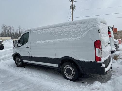 2022 Ford Transit-150 Base