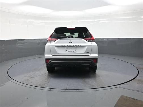 2022 Mitsubishi Eclipse Cross LE