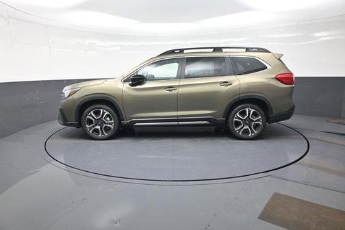 Autumn Green Metallic 2026 Subaru Ascent Limited 8-Passenger