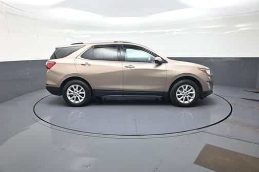 Sandy Ridge Metallic 2018 Chevrolet Equinox LT