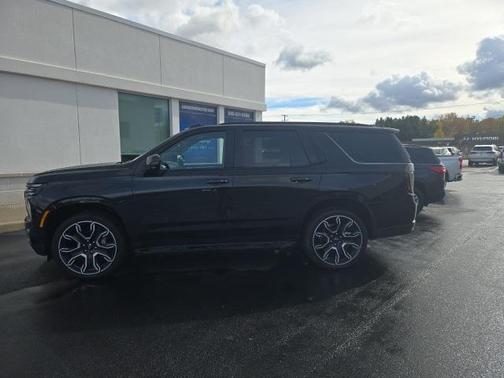 2025 Chevrolet Tahoe 4WD RST