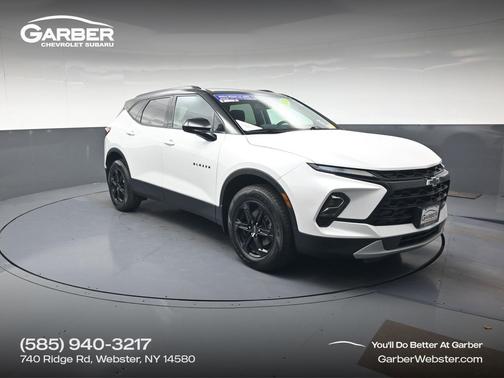Iridescent Pearl Tricoat 2024 Chevrolet Blazer 2LT