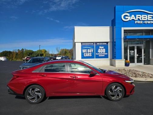 2025 Hyundai ELANTRA SEL