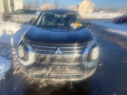 2022 Mitsubishi Outlander ES 2.5 S-AWC