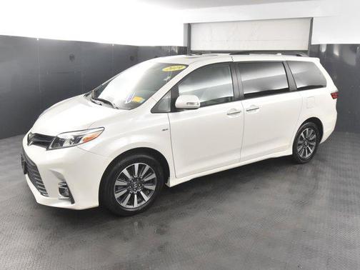 2019 Toyota Sienna Limited