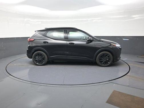 Mosaic Black Metallic 2027 Chevrolet Bolt RS