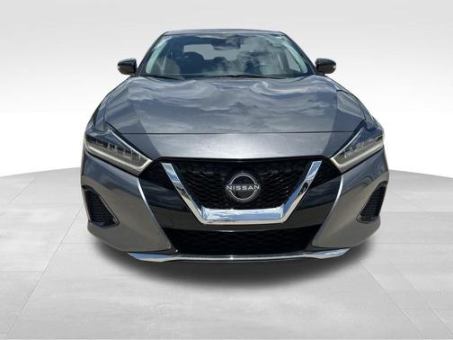 2023 Nissan Maxima SV