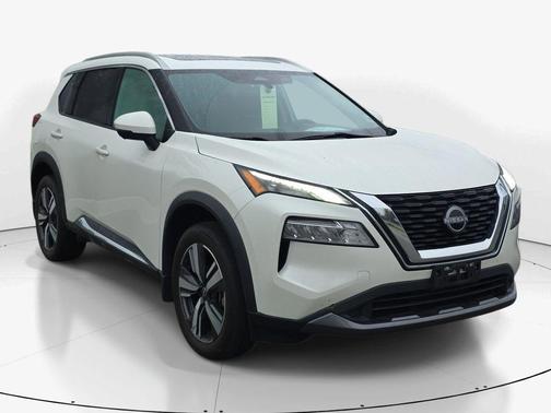 White 2023 Nissan Rogue SL