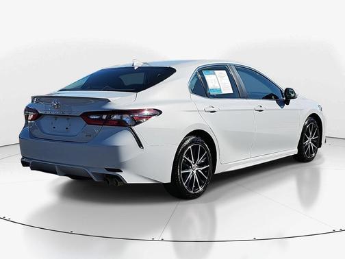 2024 Toyota Camry 