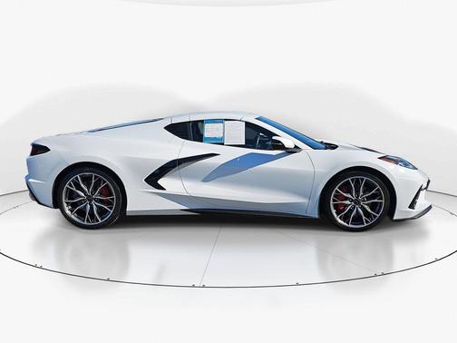 2023 Chevrolet Corvette Stingray w/3LT
