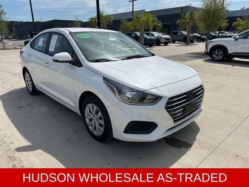 2019 Hyundai Accent SE