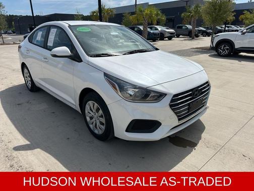 2019 Hyundai Accent SE