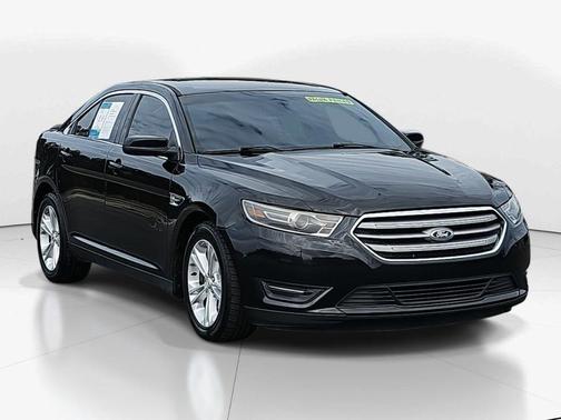 2015 Ford Taurus SEL