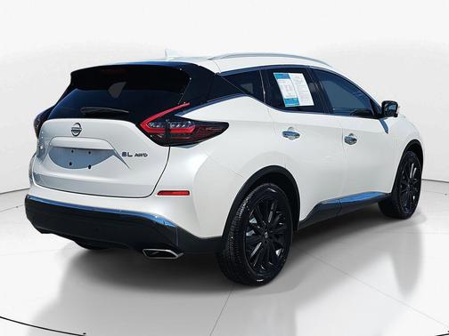 2023 Nissan Murano SL