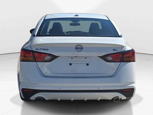 2025 Nissan Altima SL