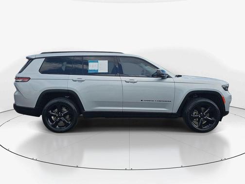 Silver Zynith 2022 Jeep Grand Cherokee L Limited