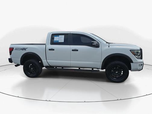 2021 Nissan Titan PRO-4X