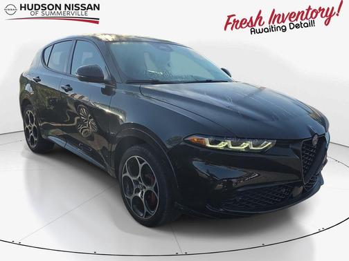 Alfa Black 2024 Alfa Romeo Tonale Veloce