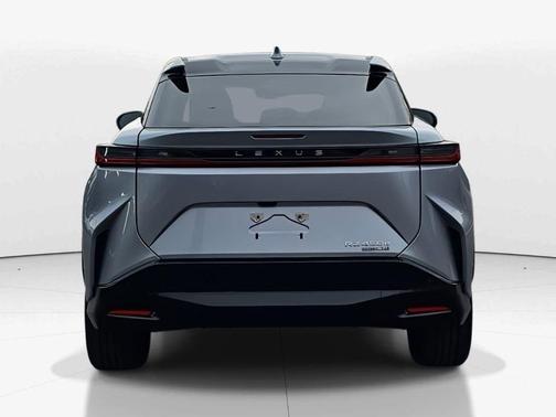 2023 Lexus RZ 450e 
