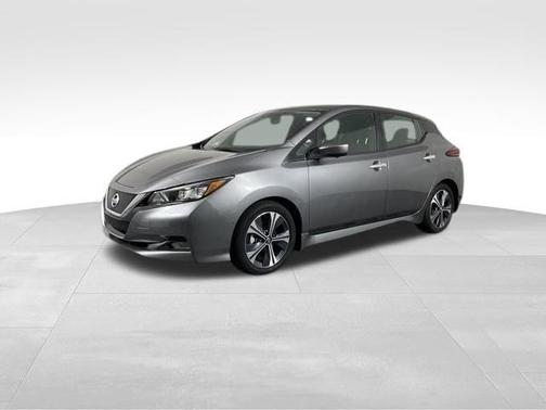 2022 Nissan Leaf SV