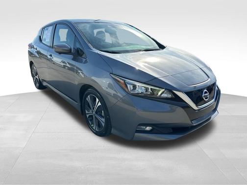 2022 Nissan Leaf SV