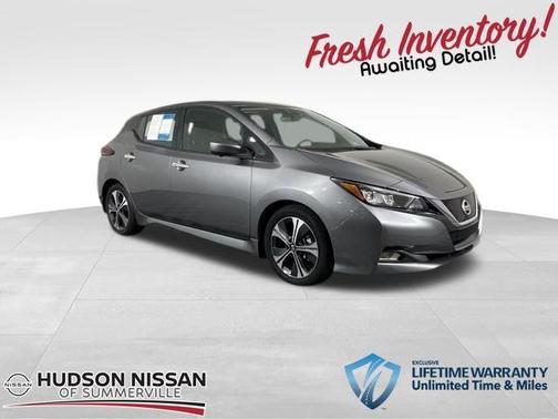 2022 Nissan Leaf SV