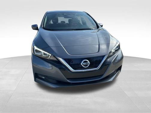 2022 Nissan Leaf SV