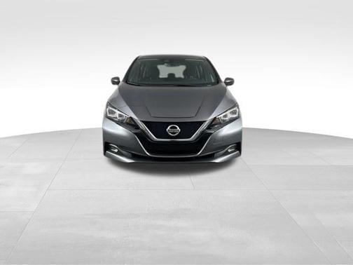 2022 Nissan Leaf SV