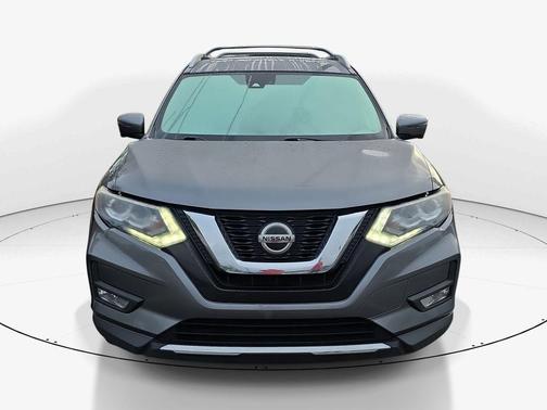 Gun Metallic 2018 Nissan Rogue SL