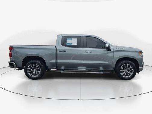 Sterling Gray Metallic 2024 Chevrolet Silverado 1500 LT