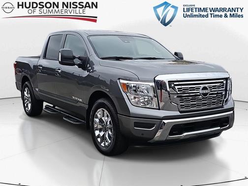 2024 Nissan Titan SV