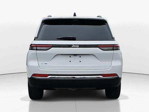 2022 Jeep Grand Cherokee 4xe Base