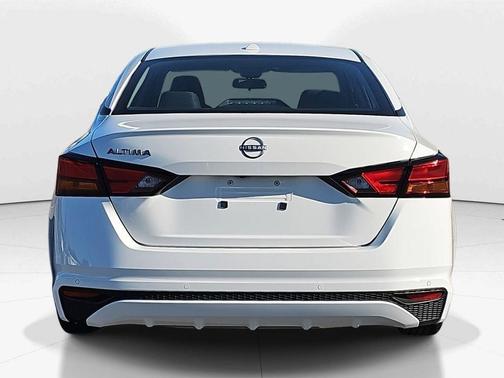 2025 Nissan Altima S