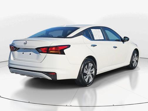 2025 Nissan Altima S