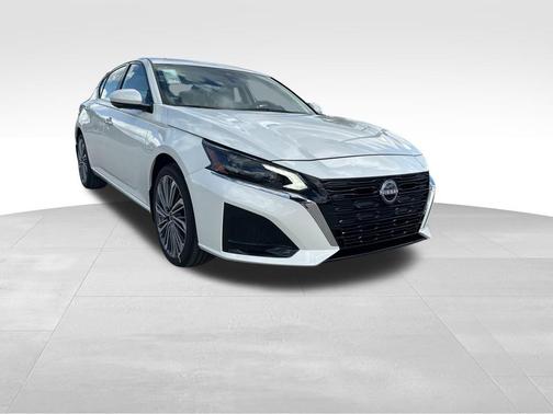 2025 Nissan Altima SL