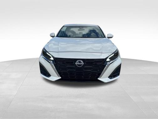 2025 Nissan Altima SL