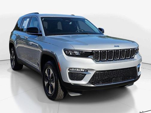 Silver Zynith 2022 Jeep Grand Cherokee 4xe Base