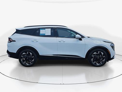 Glacial White Pearl 2024 Kia Sportage SX-Prestige