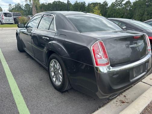 2013 Chrysler 300C Base