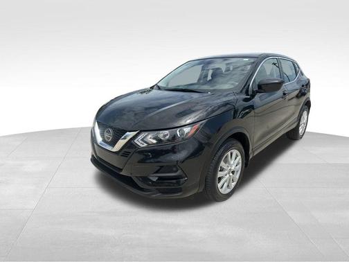 2022 Nissan Rogue Sport S