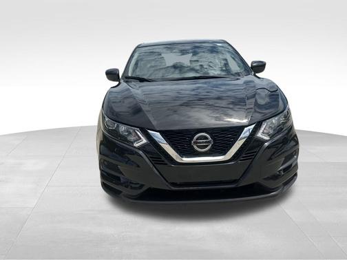 2022 Nissan Rogue Sport S