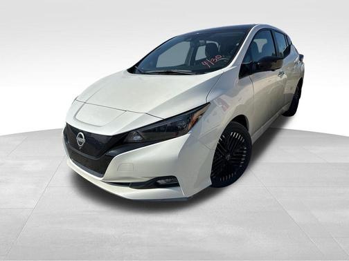 2024 Nissan Leaf SV PLUS