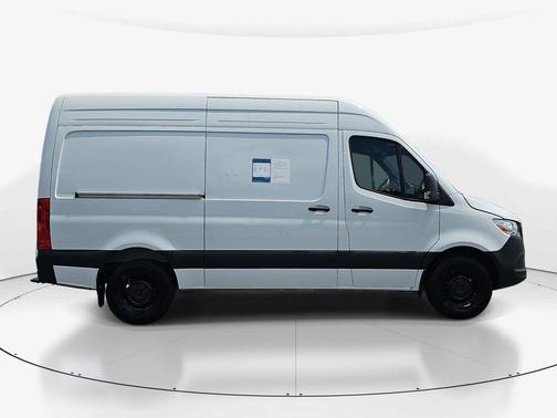 2025 Mercedes-Benz Sprinter 2500 144 WB