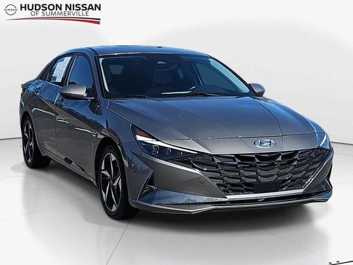 2022 Hyundai ELANTRA Limited