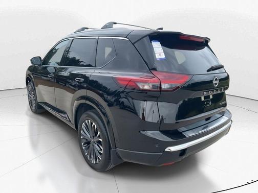 2025 Nissan Rogue Platinum