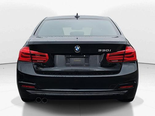2018 BMW 330 i