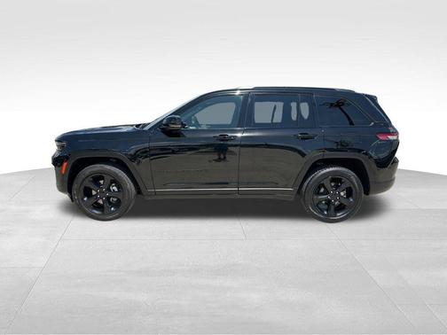 2024 Jeep Grand Cherokee Laredo