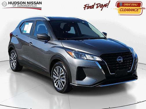 2024 Nissan Kicks SV