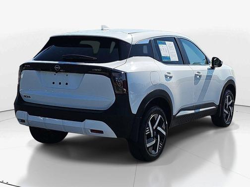 Fresh Powder 2025 Nissan Kicks SV